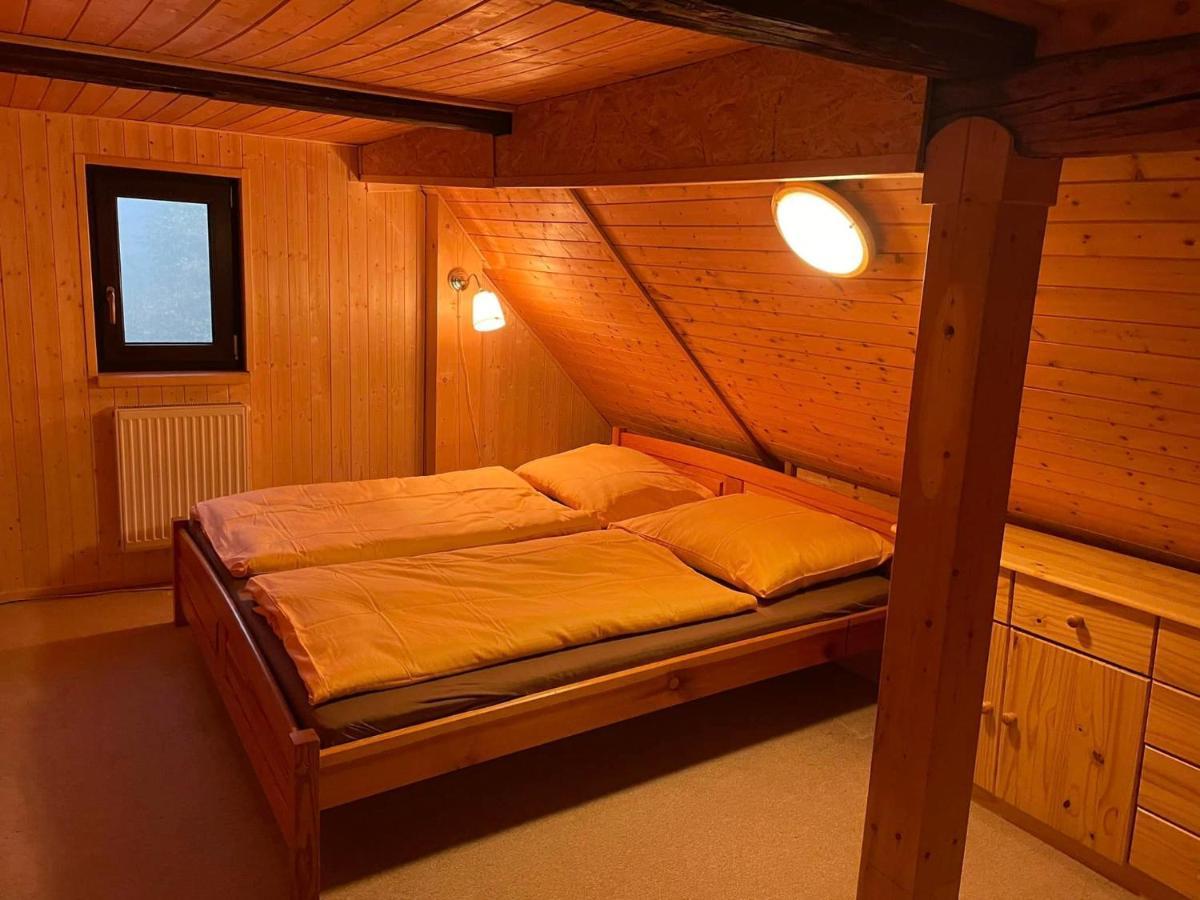 Venkovská chalupa Jestrabi V Krkonosich Esterno foto